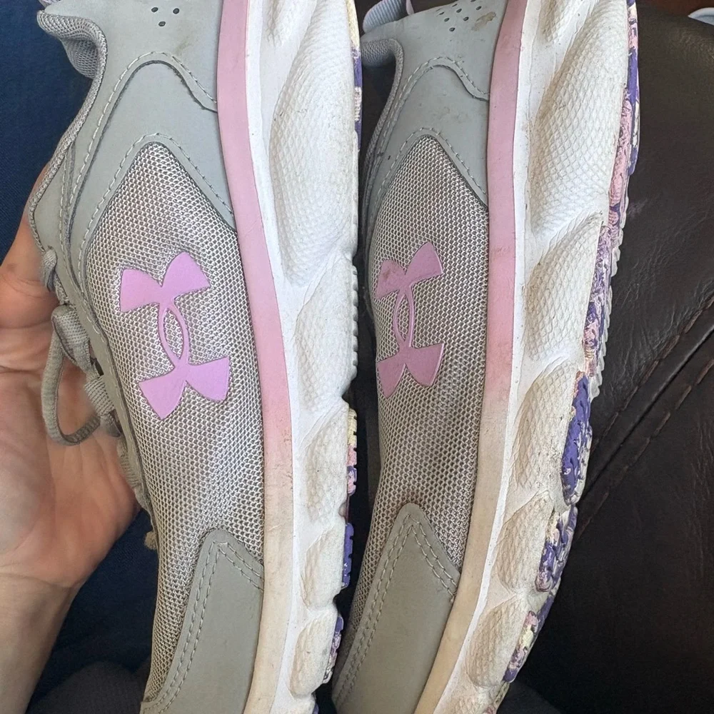 Under Armour Kids' Sneakers 7Y